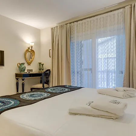 Kore Hotel 4*